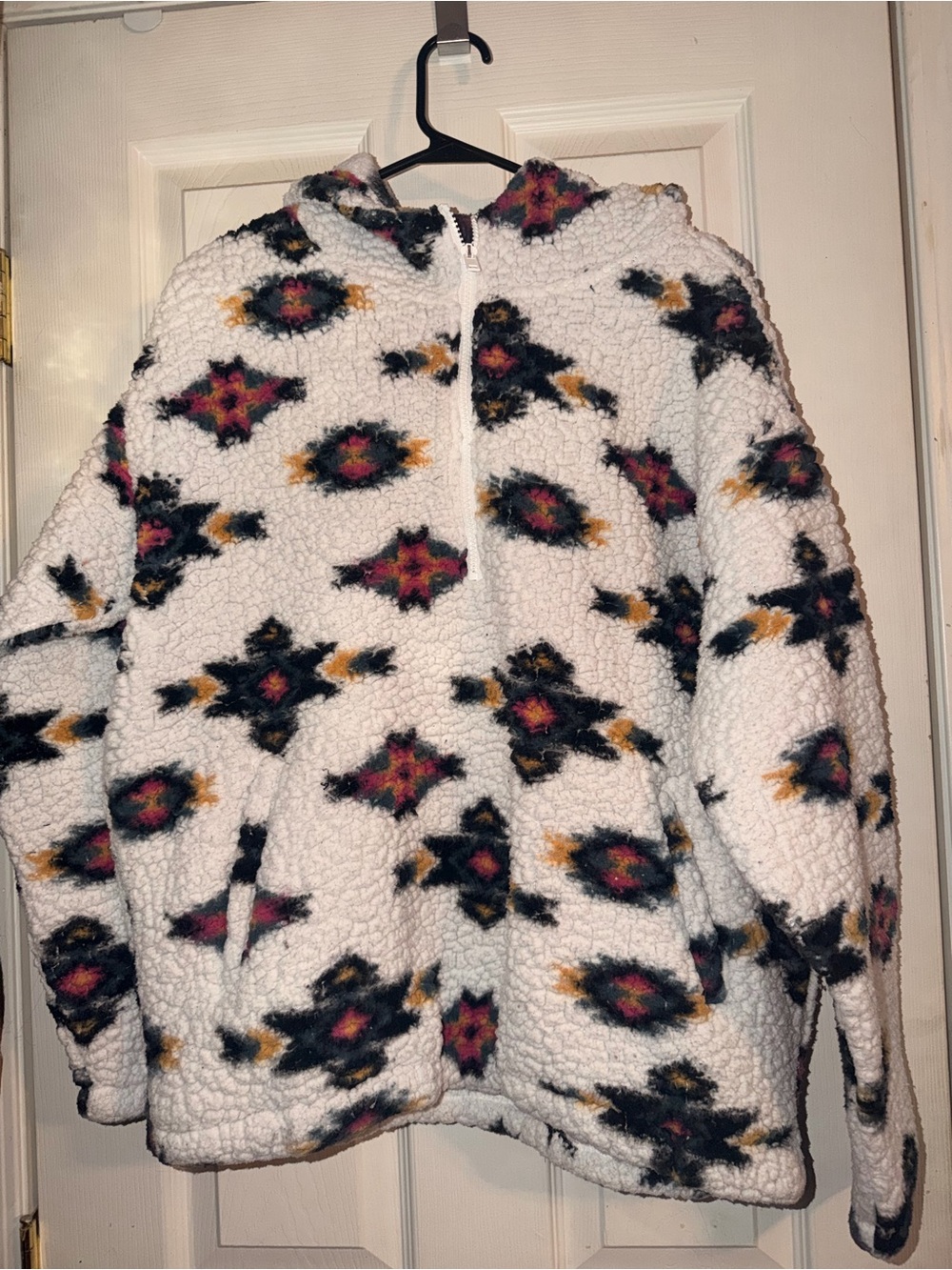 Wrangler White Sherpa Half-Zip Hoodie with Black, Pink and Gold Geometric Print